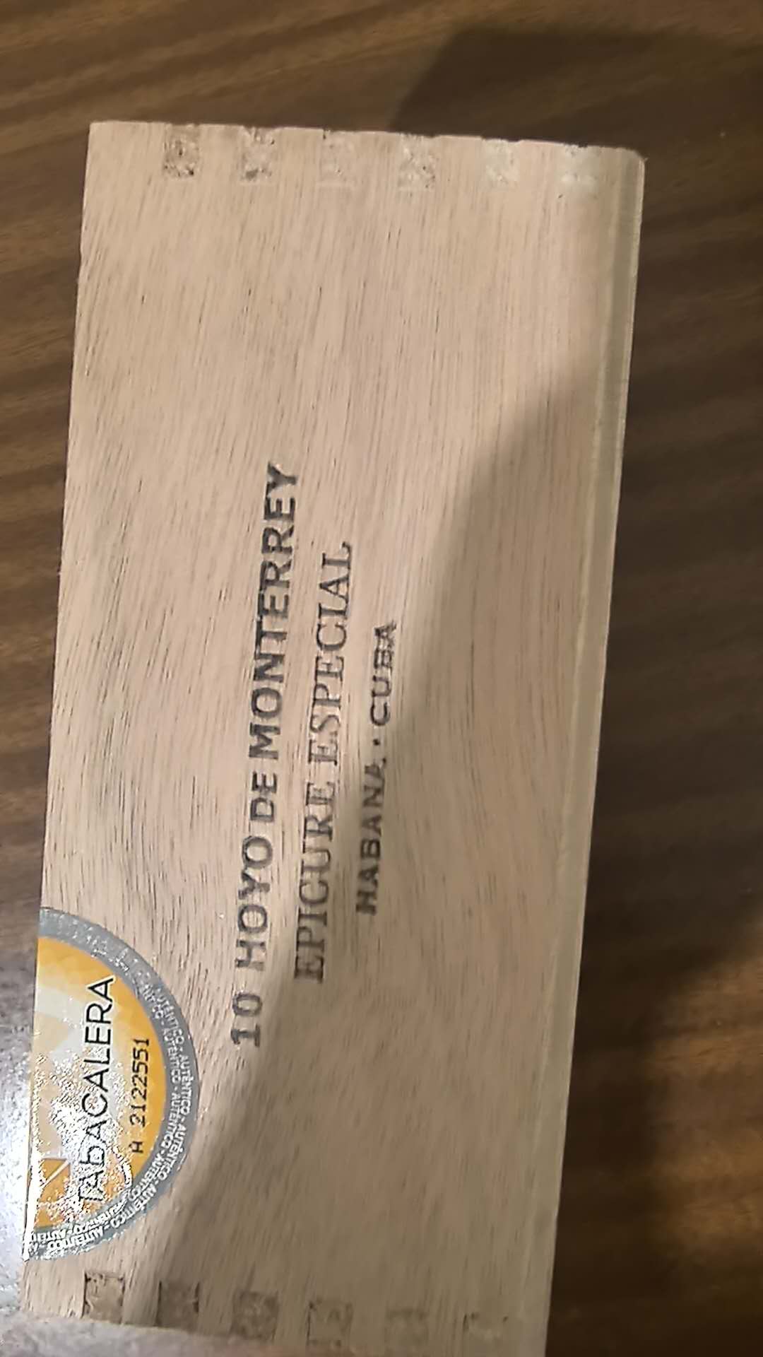 HOYO DE MONTERREY Epicure Especial Caja  10s好友精选盒装 10支/盒子(西班牙行货)